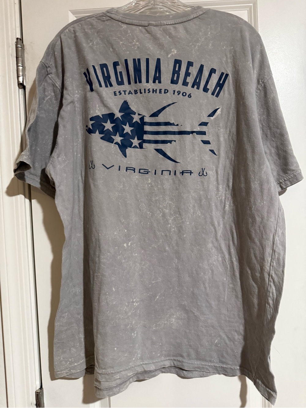 Virginia Beach fish souvenir t shirt- super cute unisex adult 2XL